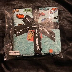 Posh Peanut Minky - Hot Wheels 🏎️